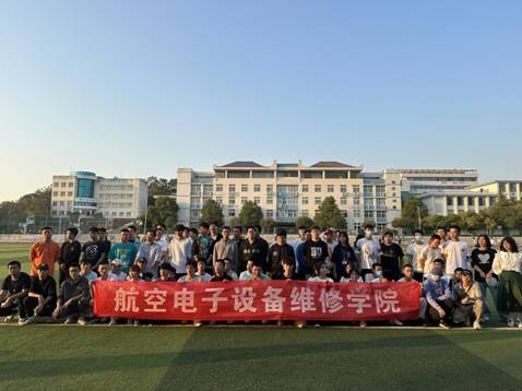 58DFA8384C48B7F813CCACED961C35D4